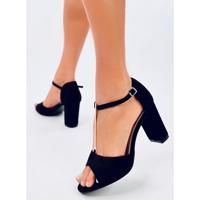 Ferdi Sandalias de tacón negras con decoración dorada negro 2