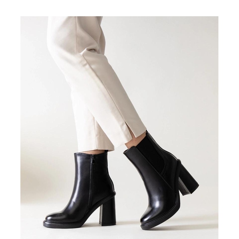 Botines negros de tacón de Almase - Piel ecológica Solea 1