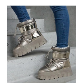 Botas de nieve doradas con plataforma con inserciones de charol Losta - Solea 1