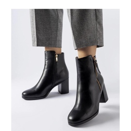 Botas clásicas aislantes negras Edilio - Solea negro 1 Botas clásicas aislantes negras Edilio - Solea negro 1