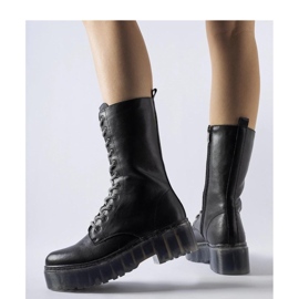 Botas negras, piel natural, aislantes. negro 2