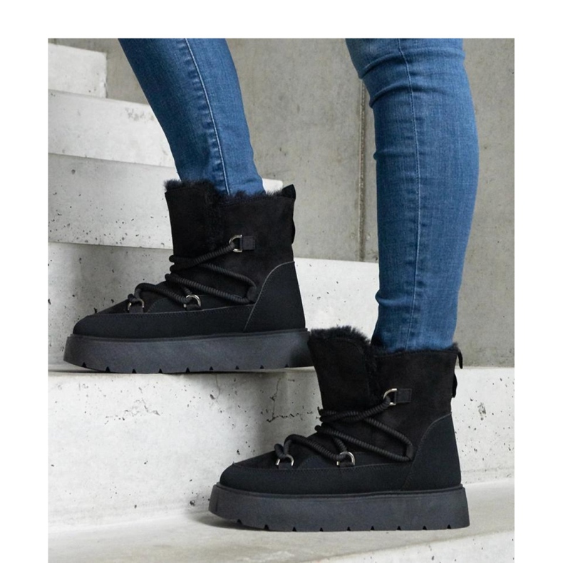 Botas de nieve de plataforma negras con aislamiento de piel. negro 1