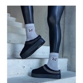 Botas de nieve con plataforma y estampado bordado. negro 1