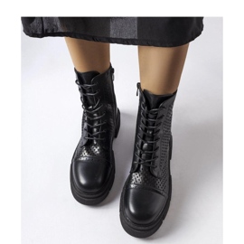 Botas negras caladas negro 2