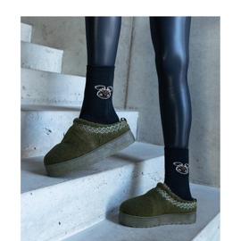 Botas de nieve con plataforma y estampado bordado. verde 1