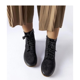 Trabajadores negros de ante ecológico. 1 Trabajadores negros de ante ecológico. 1