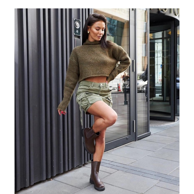 Botas altas marrones decoradas con circonitas marrón 1