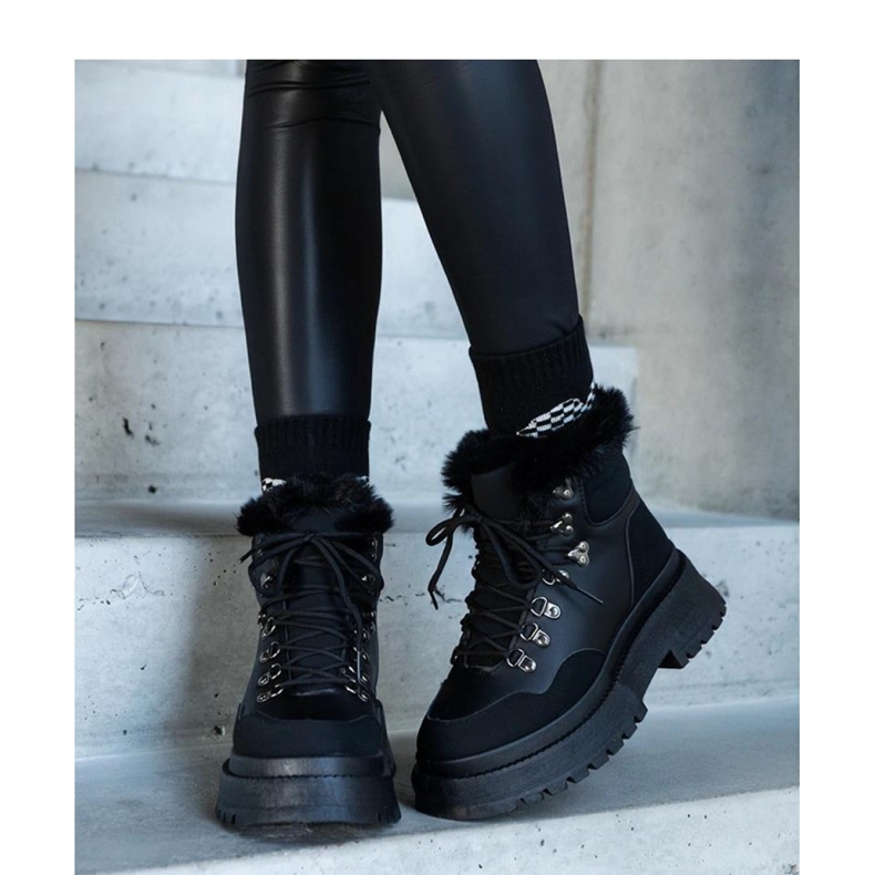 Botas de plataforma masivas con piel. negro 1