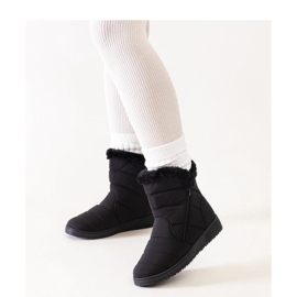 Botas de nieve negras decoradas con piel. negro 1