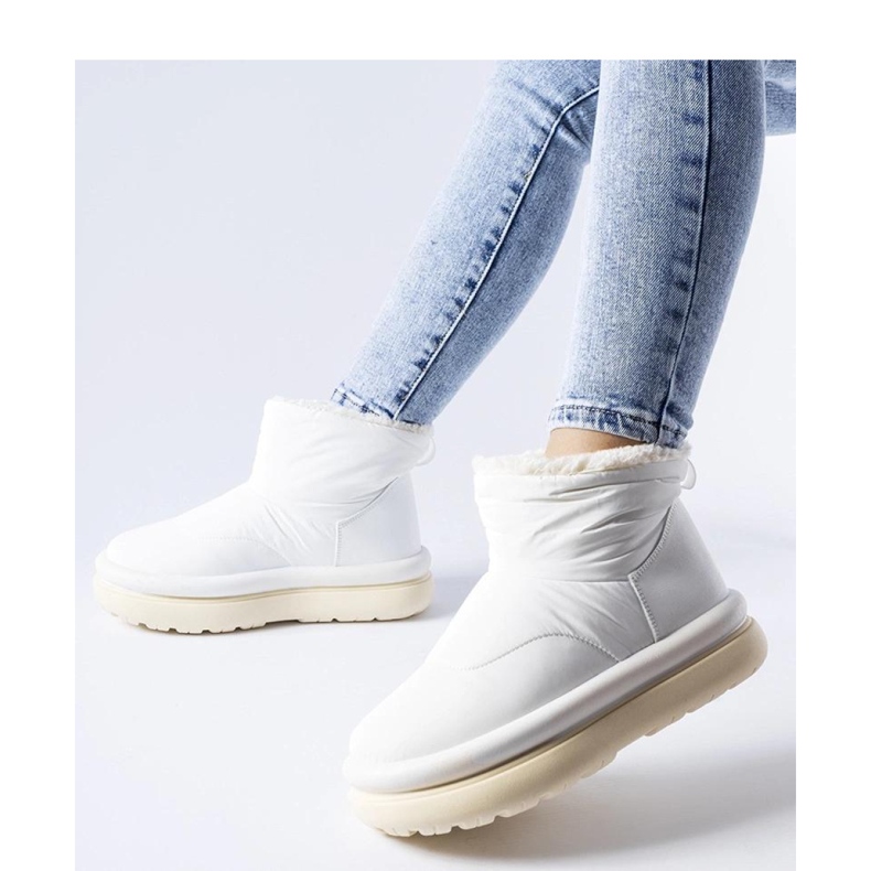 Botas de nieve blancas con aislamiento blanco 1 Botas de nieve blancas con aislamiento blanco 1