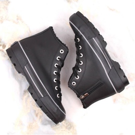 Zapatillas con aislamiento en la plataforma Big Star W INT1903C negro 7