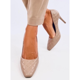 Tacones de mujer acolchados caqui beige 2 Tacones de mujer acolchados caqui beige 2