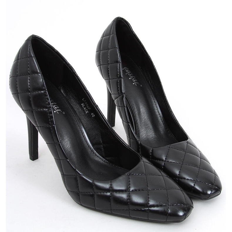 Tacones acolchados de mujer negros 1