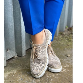 Olivier Zapatos de mujer de piel con suela gruesa, flores 1134, beige 11