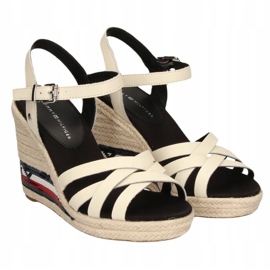 Tommy Hilfiger Sandalias de cuña alta FW0FW04843 beige 4