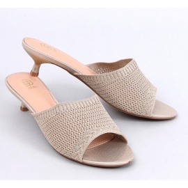 Flip Flip Flip Flip en oro beige 2
