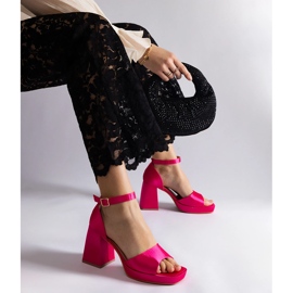 Sandalias de mujer de satén rosa con un tacón masivo rosado 1 Sandalias de mujer de satén rosa con un tacón masivo rosado 1