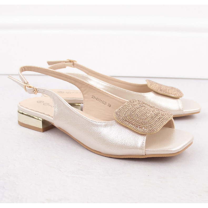 Sandalias elegantes de mujer con decoración de circonitas doradas Potocki WS43314 dorado 1