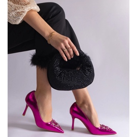 Stilettos de charol rosa decorados con circonitas rosado 3