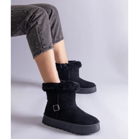 Inna Botas de nieve con aislamiento negro decoradas con piel. 1