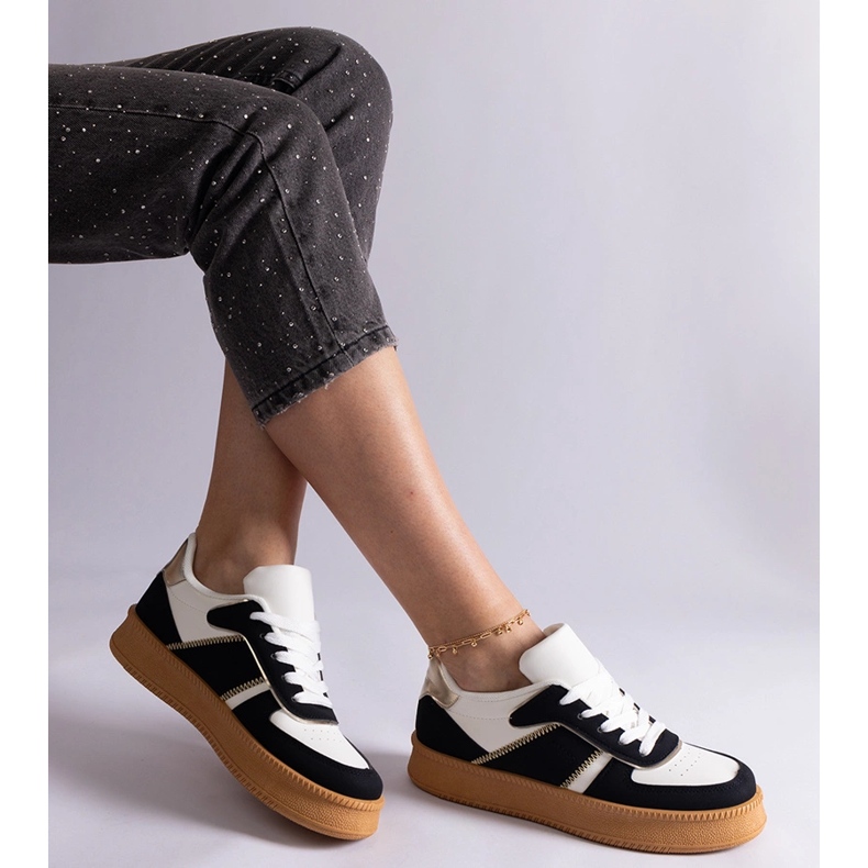 Zapatillas negras atadas a la plataforma negro 2 Zapatillas negras atadas a la plataforma negro 2