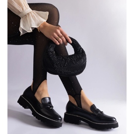 Mocasines negros con cuero ecológico con adorno 4
