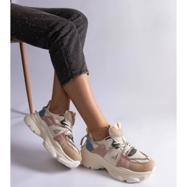 Zapatillas deportivas de mujer multicolor. blanco 1
