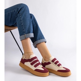 Zapatillas burdeos con cierre de velcro. rojo 3