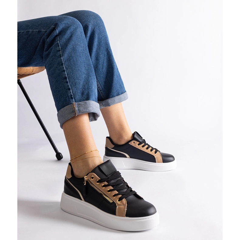 Zapatillas deportivas de mujer negras. negro 1 Zapatillas deportivas de mujer negras. negro 1