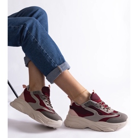 Zapatillas de mujer burdeos y grises. rojo 1