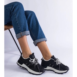 Zapatillas deportivas de mujer negras. negro 3