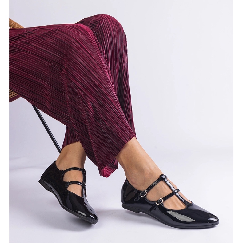 Bailarinas charol negro con hebilla 1