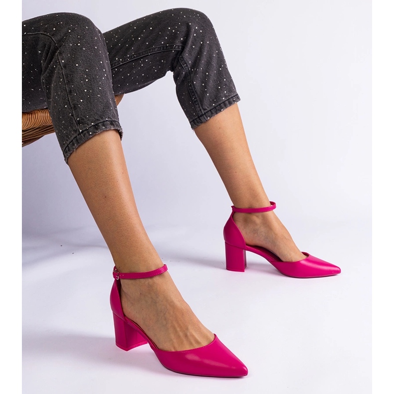 Bombas rosadas rosas en el poste rosado 1 Bombas rosadas rosas en el poste rosado 1