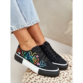 Zapatillas de deporte para mujeres en corazones negros 8