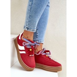 Zapatillas para mujeres con alfileres rojos 2 Zapatillas para mujeres con alfileres rojos 2
