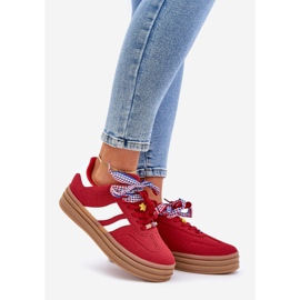 Zapatillas para mujeres con alfileres rojos 1 Zapatillas para mujeres con alfileres rojos 1