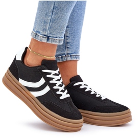 Zapatillas elegantes en la plataforma en blanco y negro 10