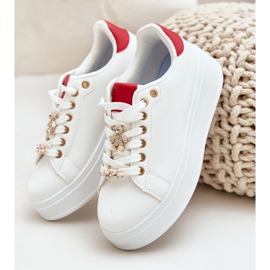 Zapatillas de deporte de cuero ecológica con alfileres blancos y rojos 9