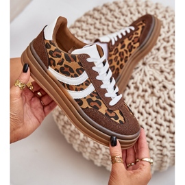 Elegantes zapatillas de leopardo en la plataforma marrón 2