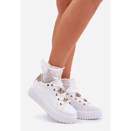 Zapatillas de deporte para mujeres con alfileres blancos 1 Zapatillas de deporte para mujeres con alfileres blancos 1