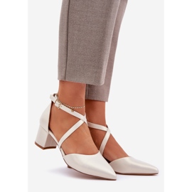 Bombas en el cuero Eco Post Sergio Leone Pearl beige 1