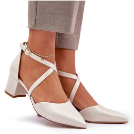 Bombas en el cuero Eco Post Sergio Leone Pearl beige 9