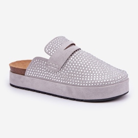 Chanclas para mujeres decoradas con circones en la plataforma gris 5
