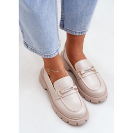 Mocasines de mujer clásicos con beige de cuero ecológico con adorno 5