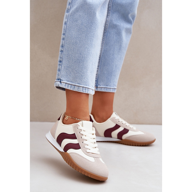 Zapatillas clásicas para mujeres con beige beige-burgundy de cuero ecológico 2