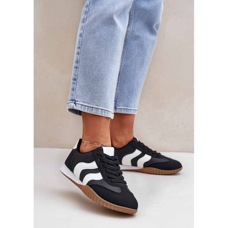 Zapatillas clásicas para mujeres con cuero de cuero ecológico negro 2