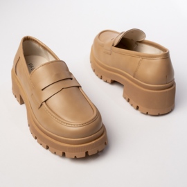 Mocasines de beige oscuro de las mujeres 4
