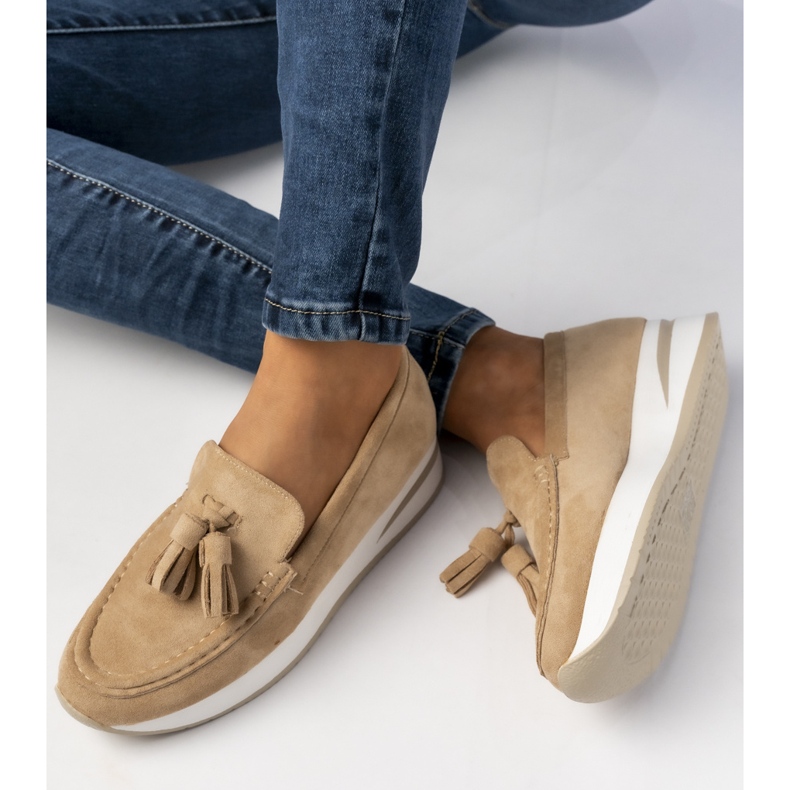 Mocasines para mujeres con telas beige 1