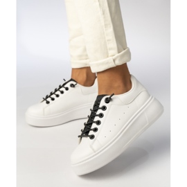 Zapatillas deportivas blancas y blancas para mujeres blanco 1