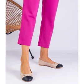 Bailarinas beige con arco y nariz negra 1